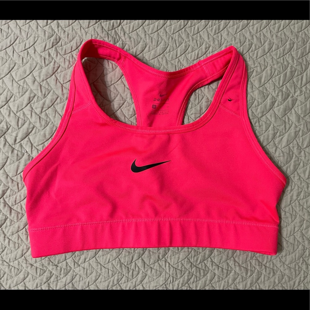 Nike Sports Bra Hot Pink size small
